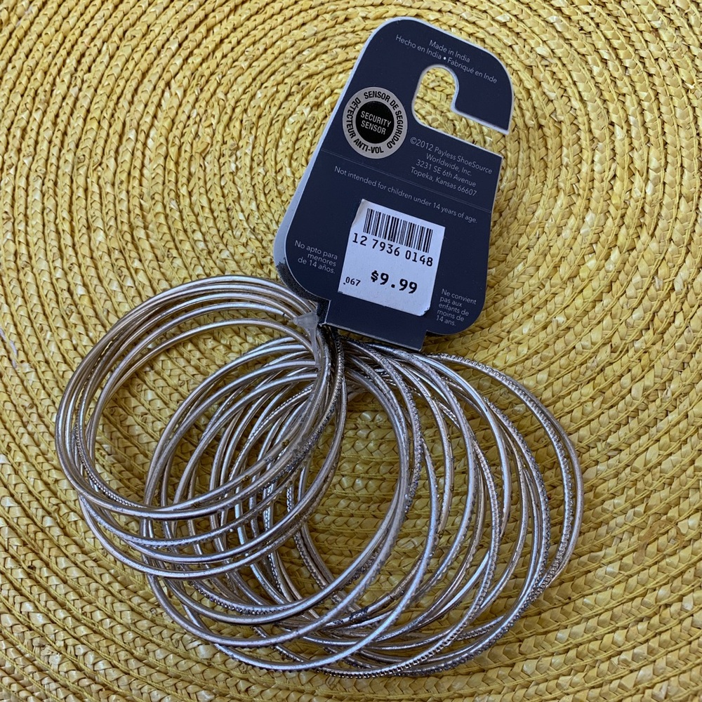 Bracelets - Picture 2 of 3